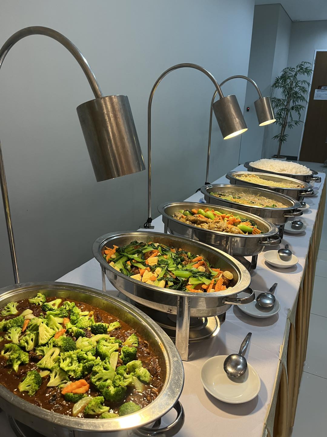 M. Balanlay Catering Services photo 9